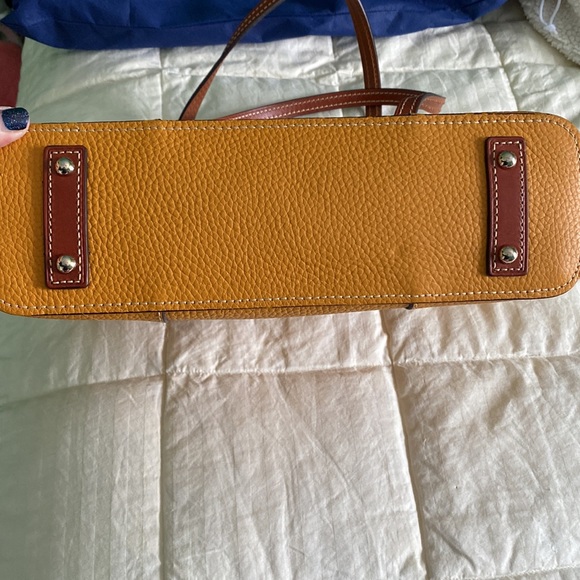 DOONEY & BOURKE SHOPPER TOTE - Picture 4 of 7